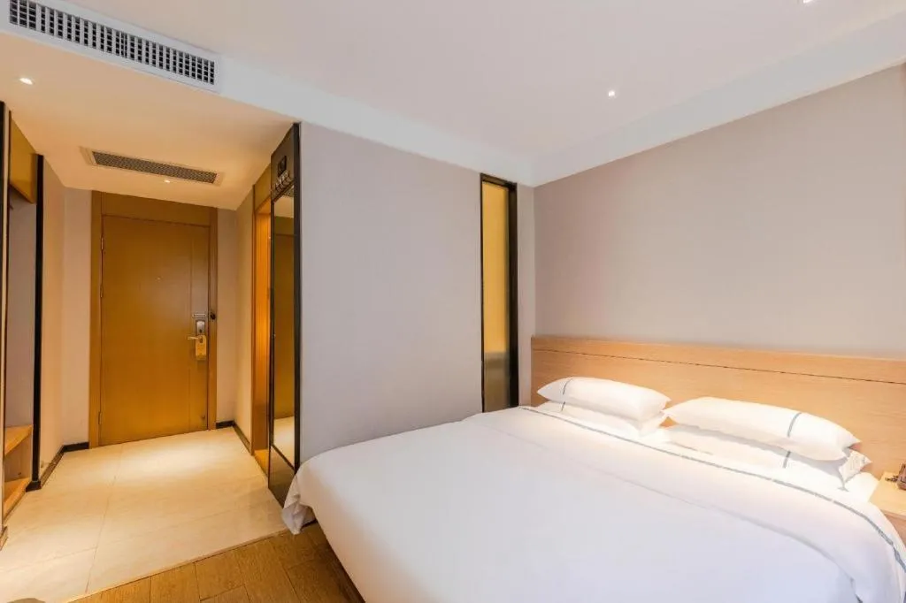 Bed in City Comfort Inn Shantou Huashan Road the MixC
