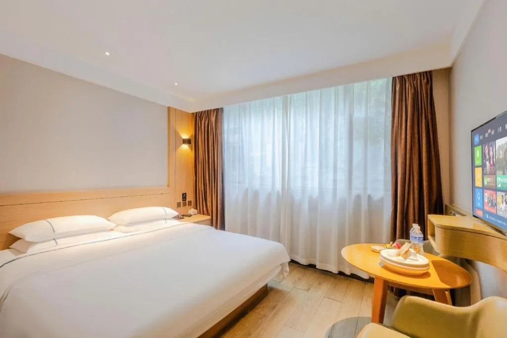 Bed in City Comfort Inn Shantou Huashan Road the MixC