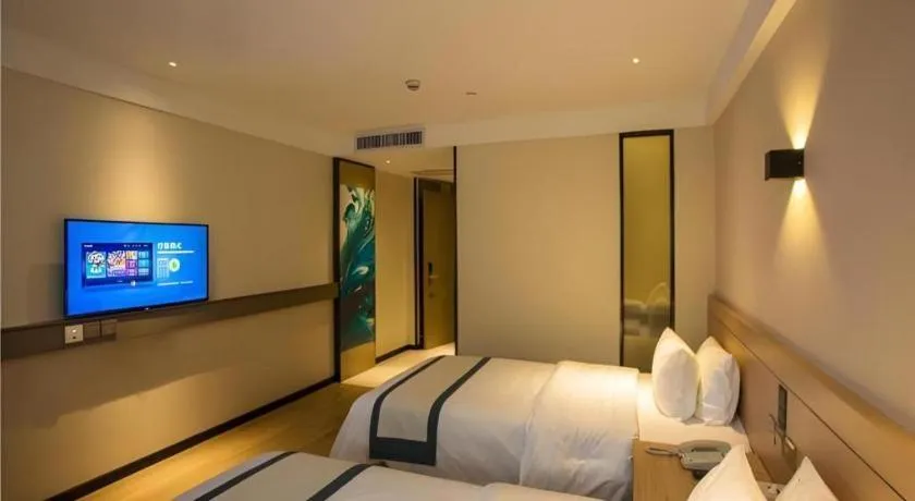 Bed in City Comfort Inn Shantou Huashan Road the MixC