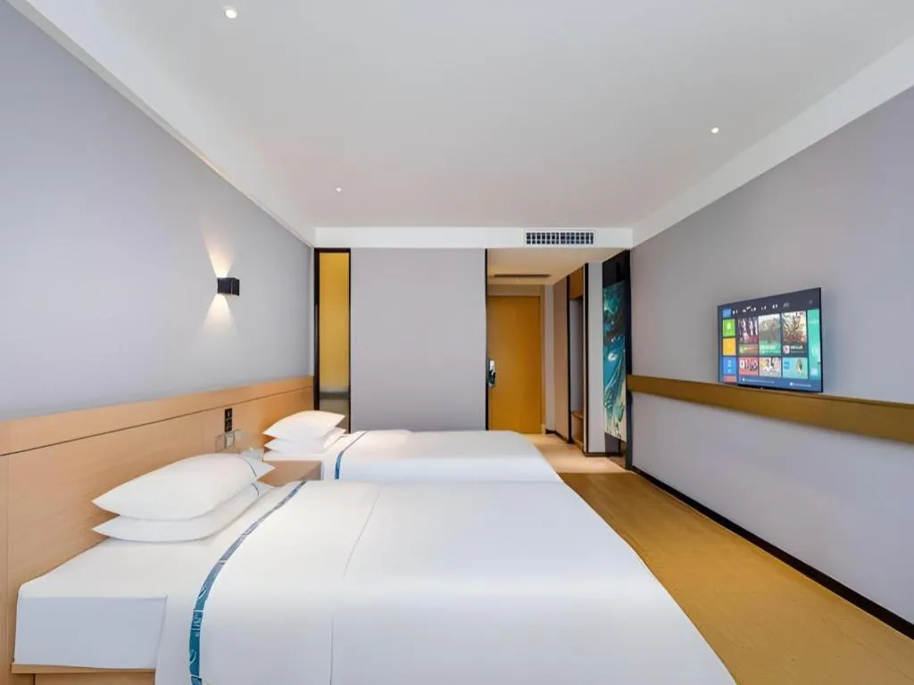 Bed in City Comfort Inn Shantou Huashan Road the MixC