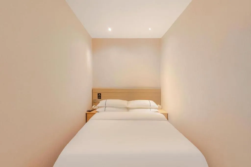 Bed in City Comfort Inn Shantou Huashan Road the MixC