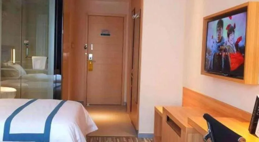 Bed in City Comfort Inn Deyang Shifang Yonghu Park