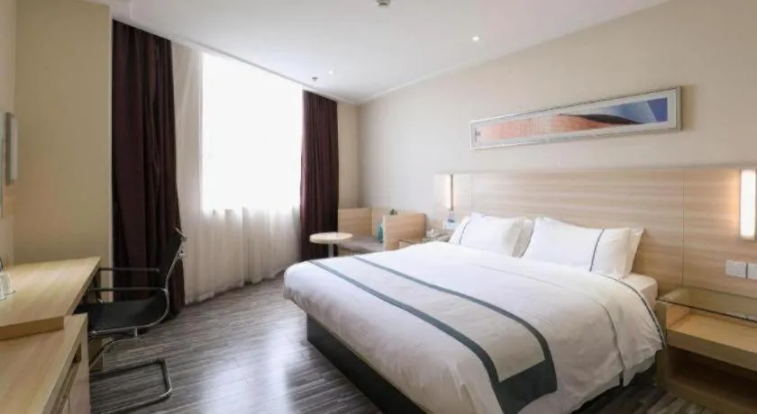 Bed in City Comfort Inn Fengcheng New District Municipal Government