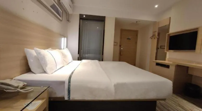 Bed in City Comfort Inn Fengcheng New District Municipal Government