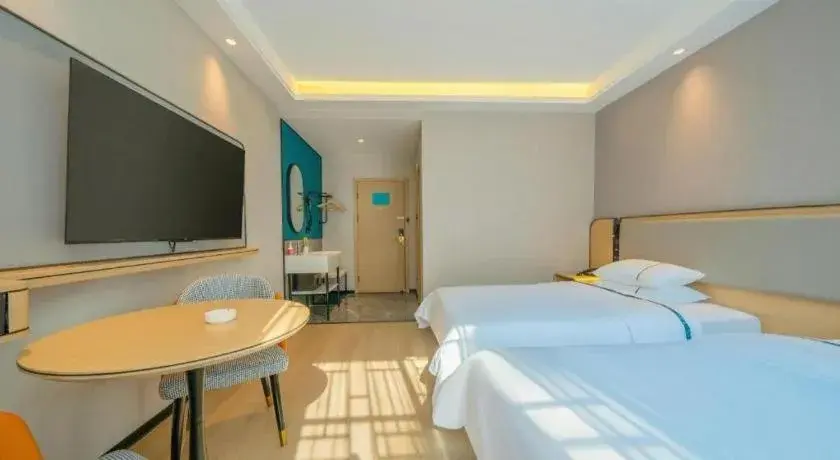 Bed in City Comfort Inn Guilin Qixing Park Guangxi Normal University Bed in City Comfort Inn Guilin Qixing Park Guangxi Normal University