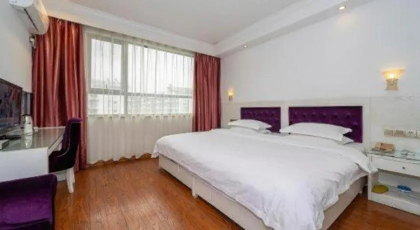 Bed in City Comfort Inn Guilin Qixing Park Guangxi Normal University