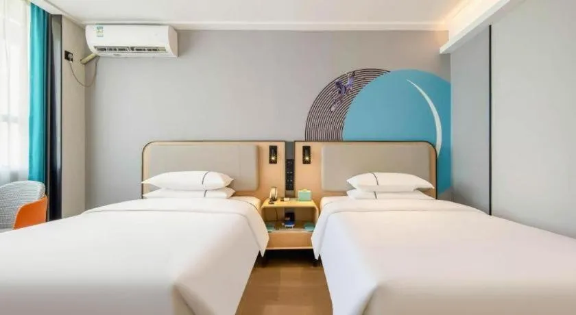 Bed in City Comfort Inn Guilin Qixing Park Guangxi Normal University