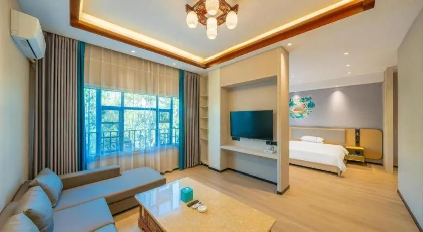 Bed in City Comfort Inn Guilin Qixing Park Guangxi Normal University