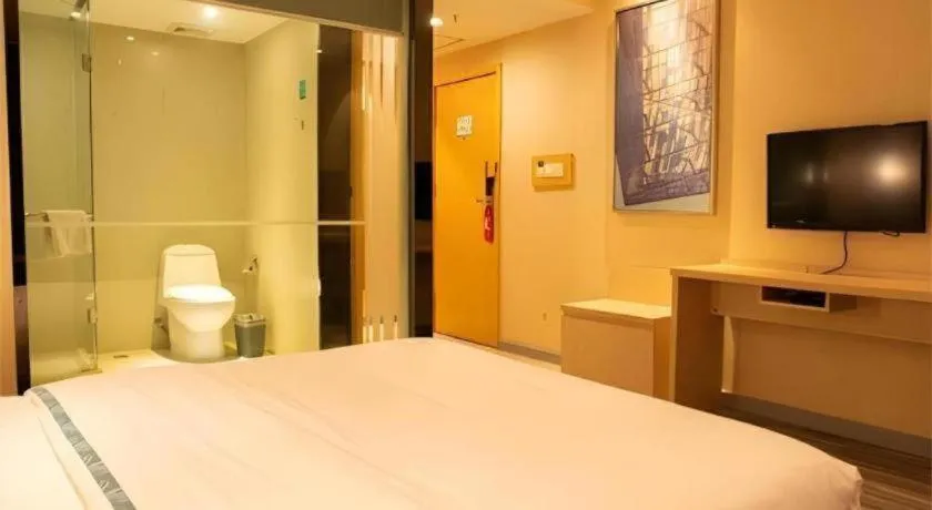 Bed in City Comfort Inn Xiantao Avenue Wangzhou Bridge Wushang