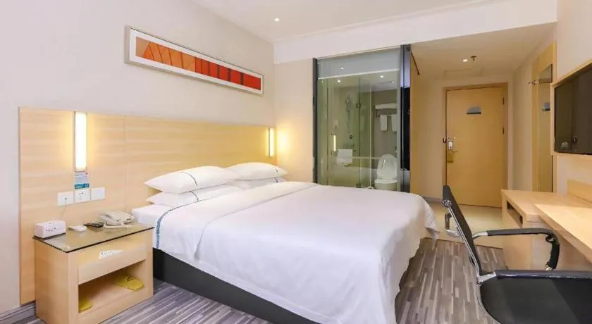 Bed in City Comfort Inn zhongshan Lihe Square Walmart