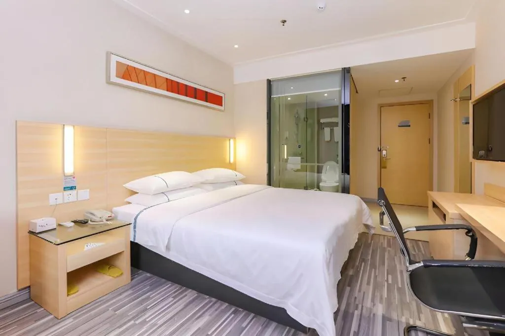 Bed in City Comfort Inn zhongshan Lihe Square Walmart