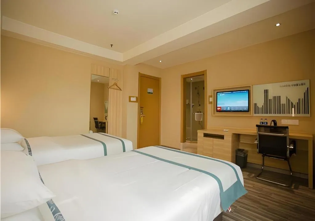 Bed in City Comfort Inn Nanchang Bayi Square Dinggong Road