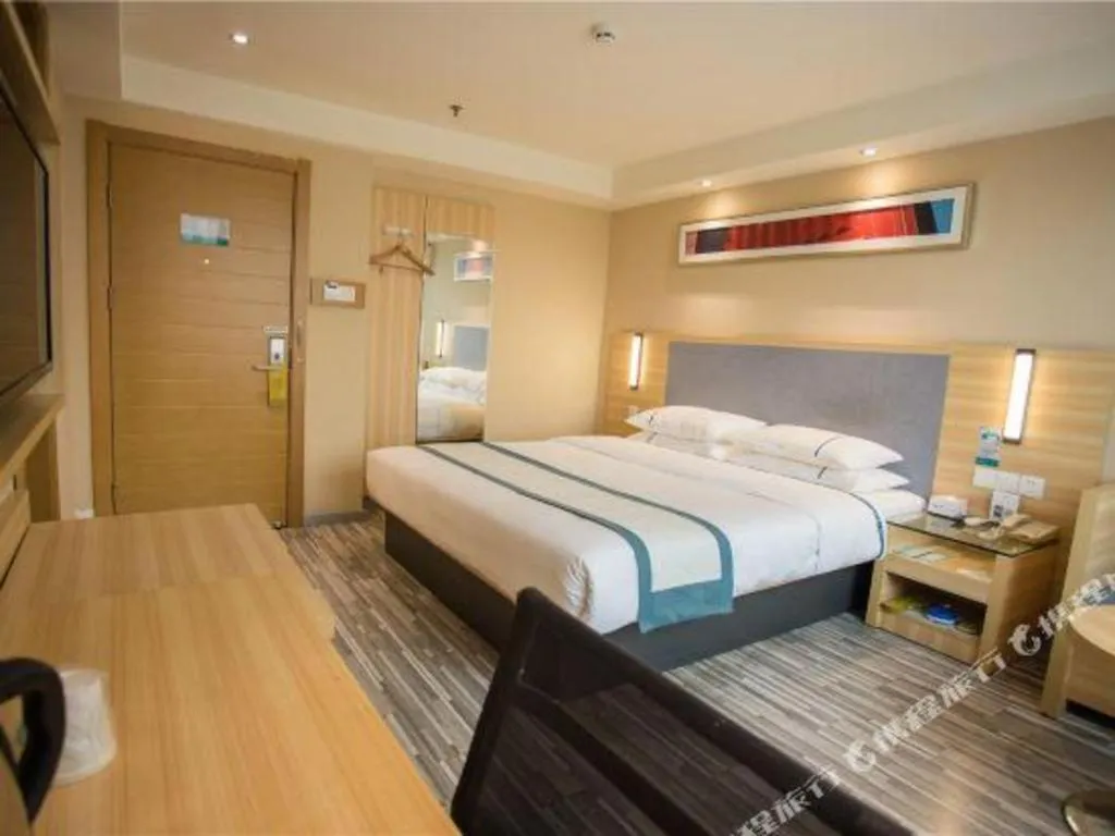 Bed in City Comfort Inn Nanchang Bayi Square Dinggong Road