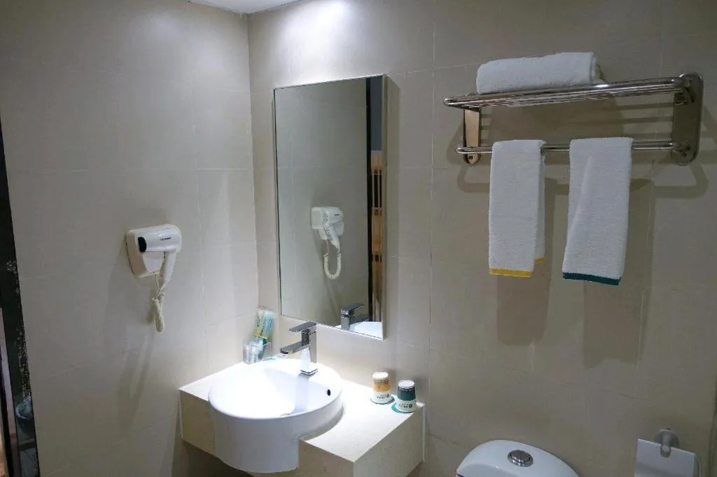 City Comfort Inn Huizhou Huiyang High-speed Railway Station