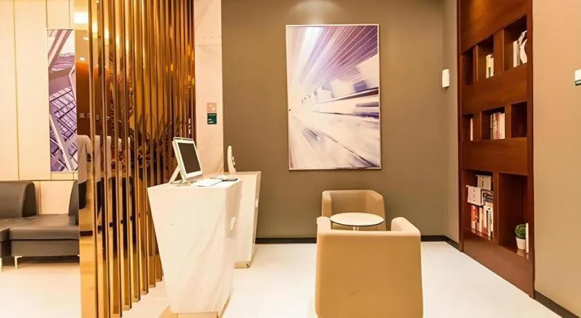 City Comfort Inn Guigang Pingnan Bus Station Jiangbin Park