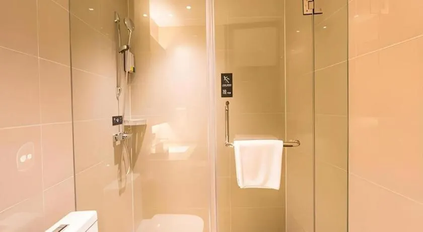 City Comfort Inn Guigang Pingnan Bus Station Jiangbin Park