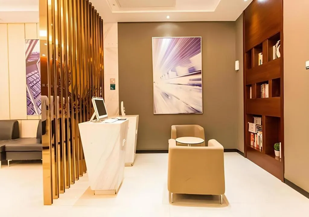 City Comfort Inn Guigang Pingnan Bus Station Jiangbin Park