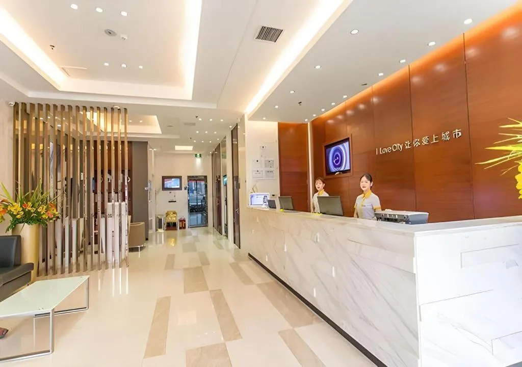 City Comfort Inn Guigang Pingnan Bus Station Jiangbin Park