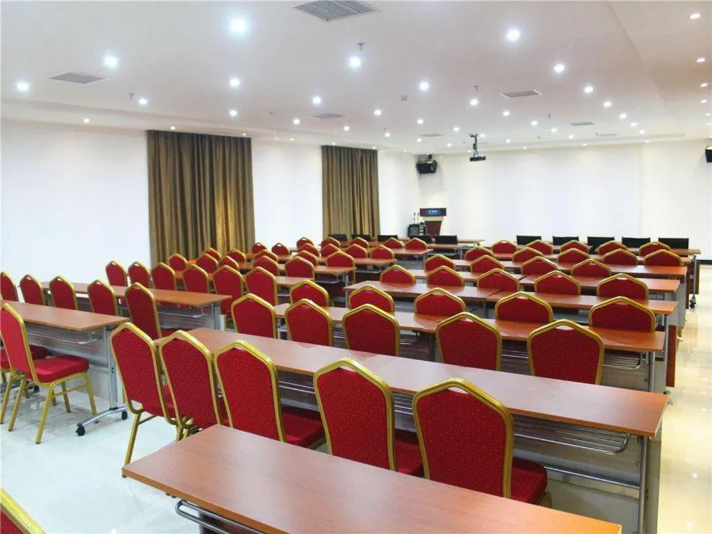 City Comfort Inn Guigang Pingnan Bus Station Jiangbin Park