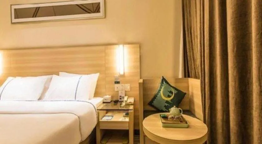 Bed in City Comfort Inn Guigang Pingnan Bus Station Jiangbin Park