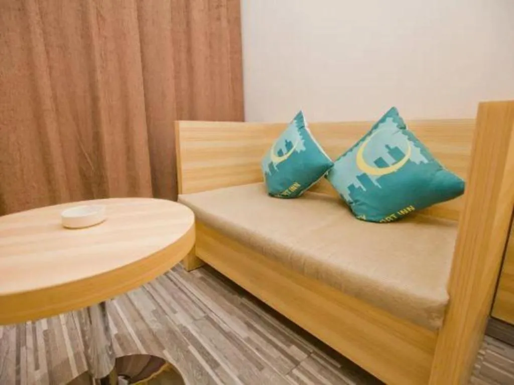 Bed in City Comfort Inn Zhanjiang Middle Renmin Avenue Dingsheng Square