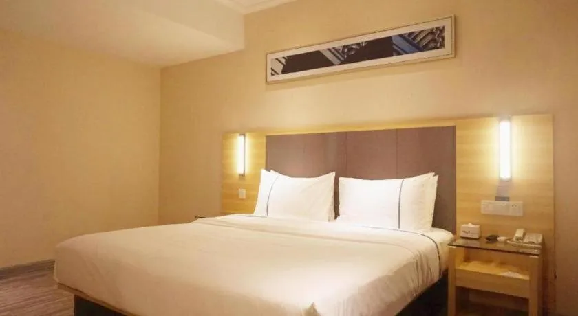 Bed in City Comfort Inn Zhanjiang Middle Renmin Avenue Dingsheng Square