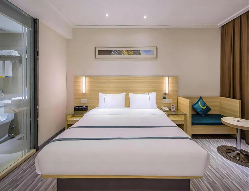 Bed in City Comfort Inn Zhanjiang Middle Renmin Avenue Dingsheng Square