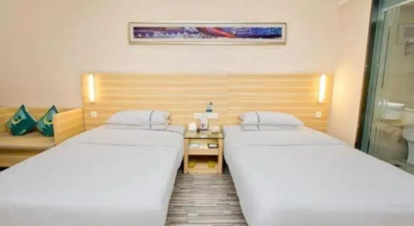 Bed in City Comfort Inn Zhanjiang Middle Renmin Avenue Dingsheng Square