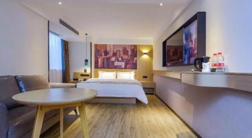 Bed in City Comfort Inn Zunyi Wuchuan