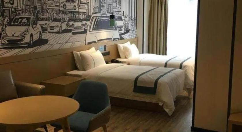 Bed in City Comfort Inn Zunyi Wuchuan