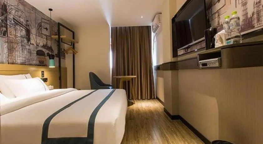 Bed in City Comfort Inn Nanning Shuangyong Road Guangxi Medical University