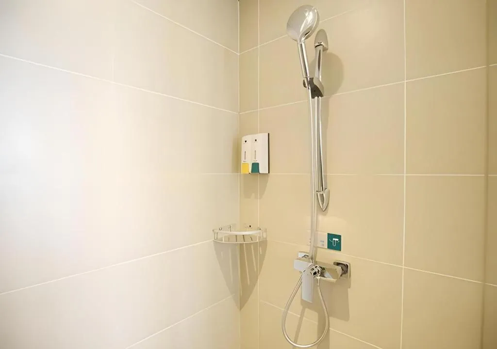 City Comfort Inn Lichuan Railway Station Tenglong Cave