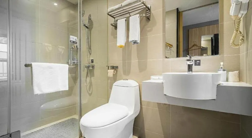 City Comfort Inn Lichuan Railway Station Tenglong Cave