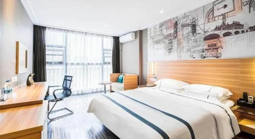 Bed in City Comfort Inn Lichuan Railway Station Tenglong Cave