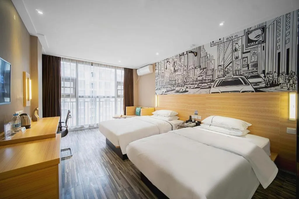 Bed in City Comfort Inn Lichuan Railway Station Tenglong Cave