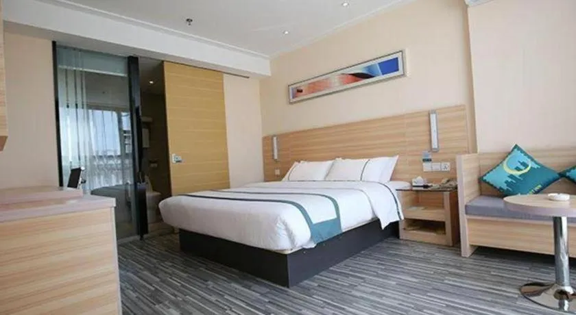 Bed in City Comfort Inn Lichuan Railway Station Tenglong Cave