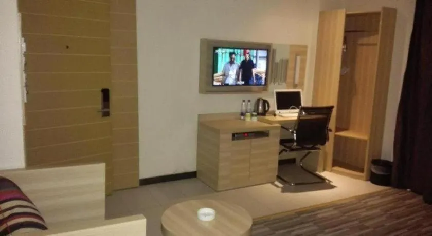 City Comfort Inn Huanggang Dongmen Road Wanda Plaza