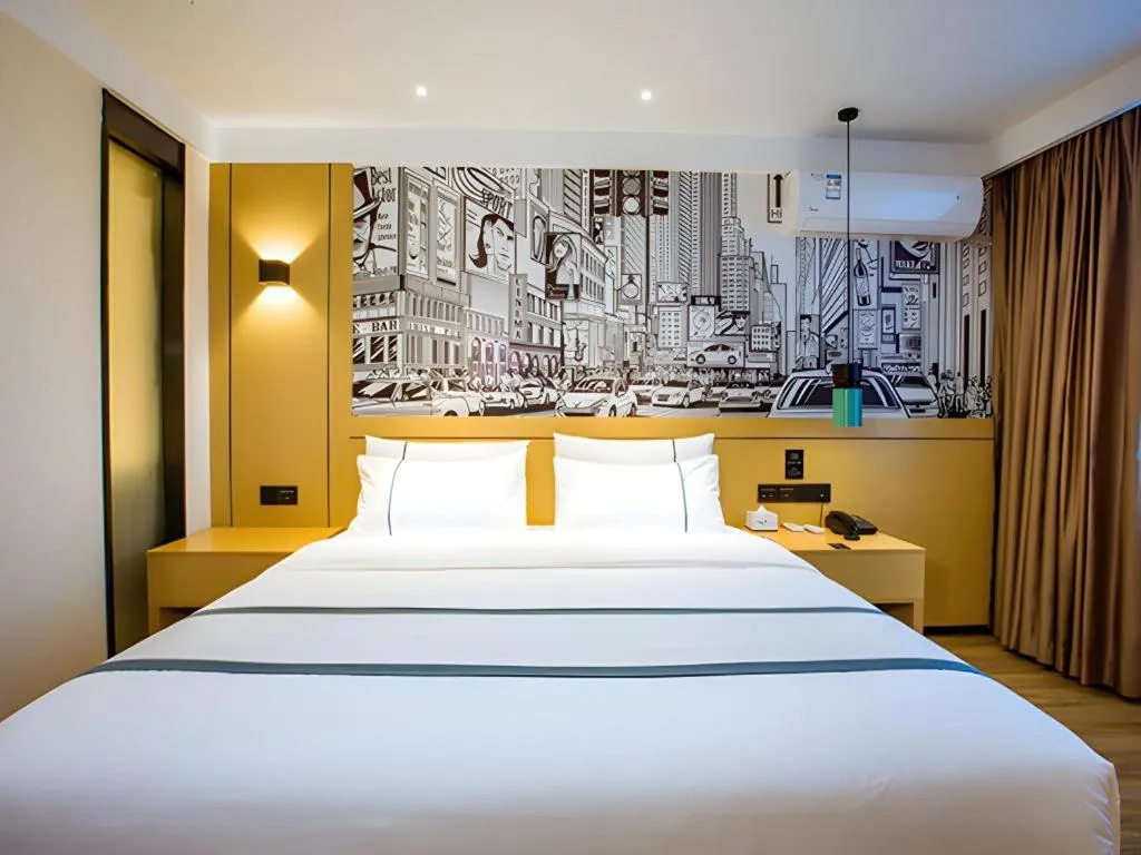 Bed in City Comfort Inn Guilin Pingle