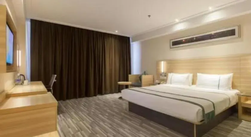 Bed in City Comfort Inn Wuhan Guanggu Finance Port Bed in City Comfort Inn Wuhan Guanggu Finance Port