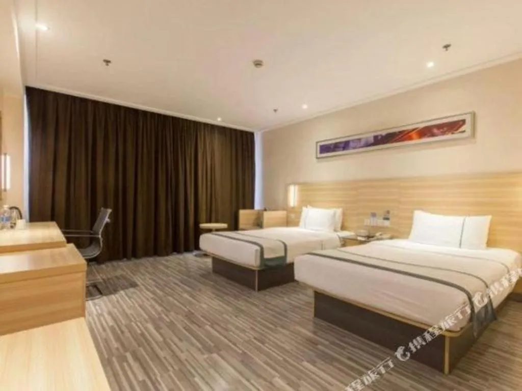 Bed in City Comfort Inn Wuhan Guanggu Finance Port