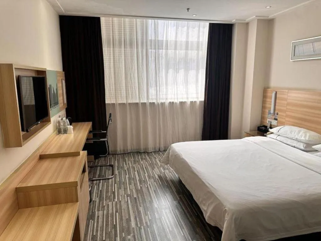 Bed in City Comfort Inn Wuhan Guanggu Finance Port