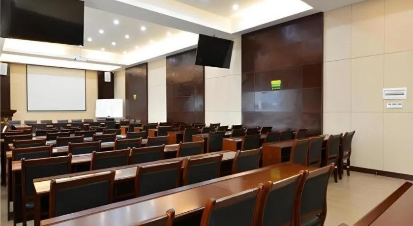 City Comfort Inn Wuhan Guanggu Finance Port