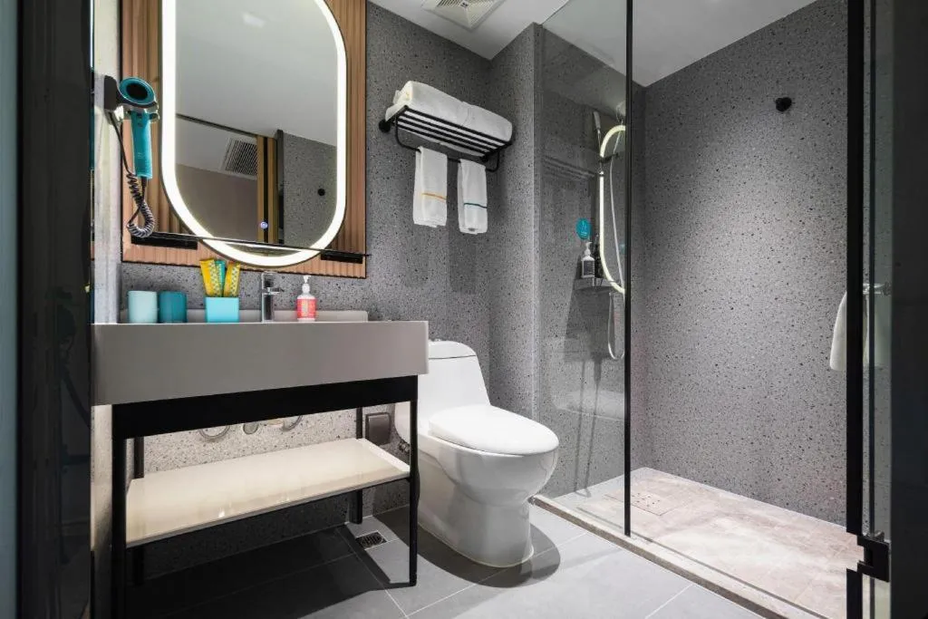 City Comfort Inn Wuhan Guanggu Finance Port