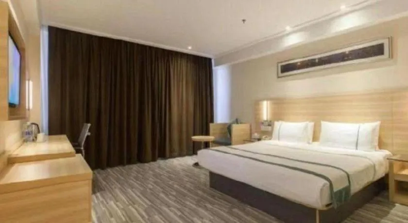 Bed in City Comfort Inn Wuhan Guanggu Finance Port