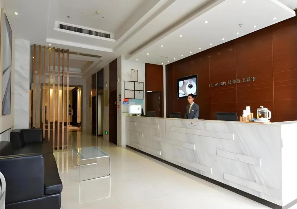 City Comfort Inn Wuhan Guanggu Finance Port