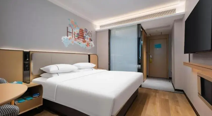 Bed in City Comfort Inn Wuhan Guanggu Finance Port Bed in City Comfort Inn Wuhan Guanggu Finance Port