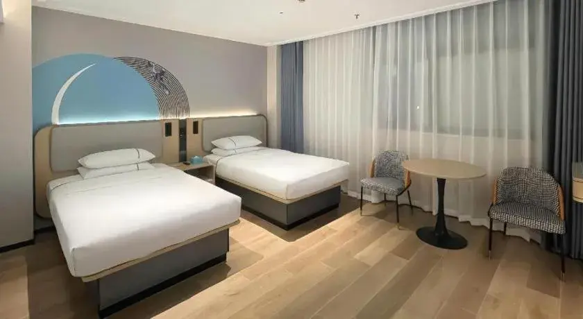 Bed in City Comfort Inn Wuhan Guanggu Finance Port Bed in City Comfort Inn Wuhan Guanggu Finance Port