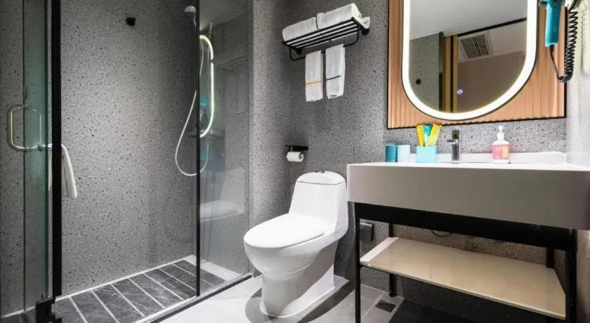 City Comfort Inn Wuhan Guanggu Finance Port