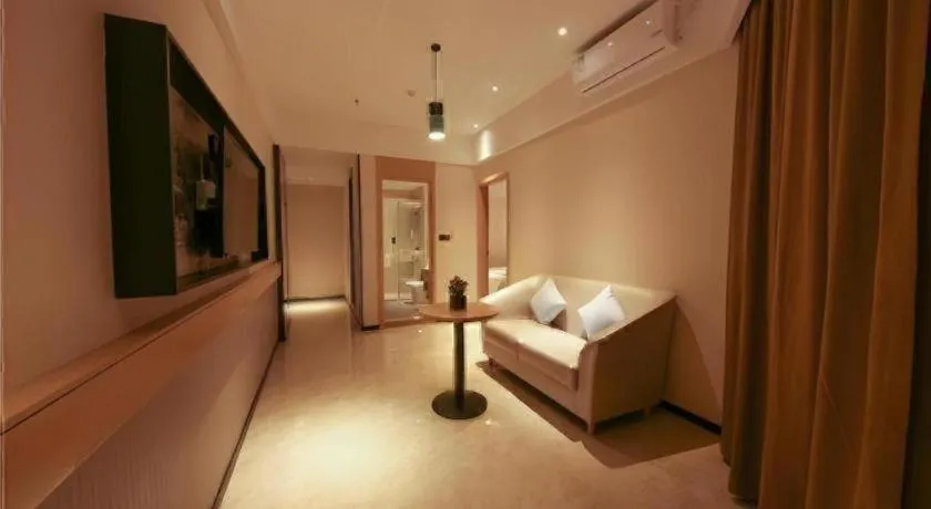Bed in City Comfort Inn Dongguan Tangxia Garden Street