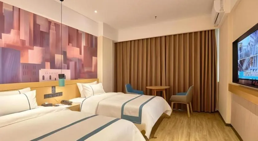Bed in City Comfort Inn Liuzhou Wuling Liutai Road